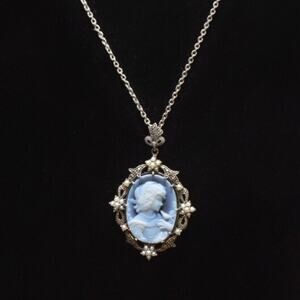 Vintage Carved Cameo Stauer Necklace‎ Silver Ornate Frame Regencycore Coquette